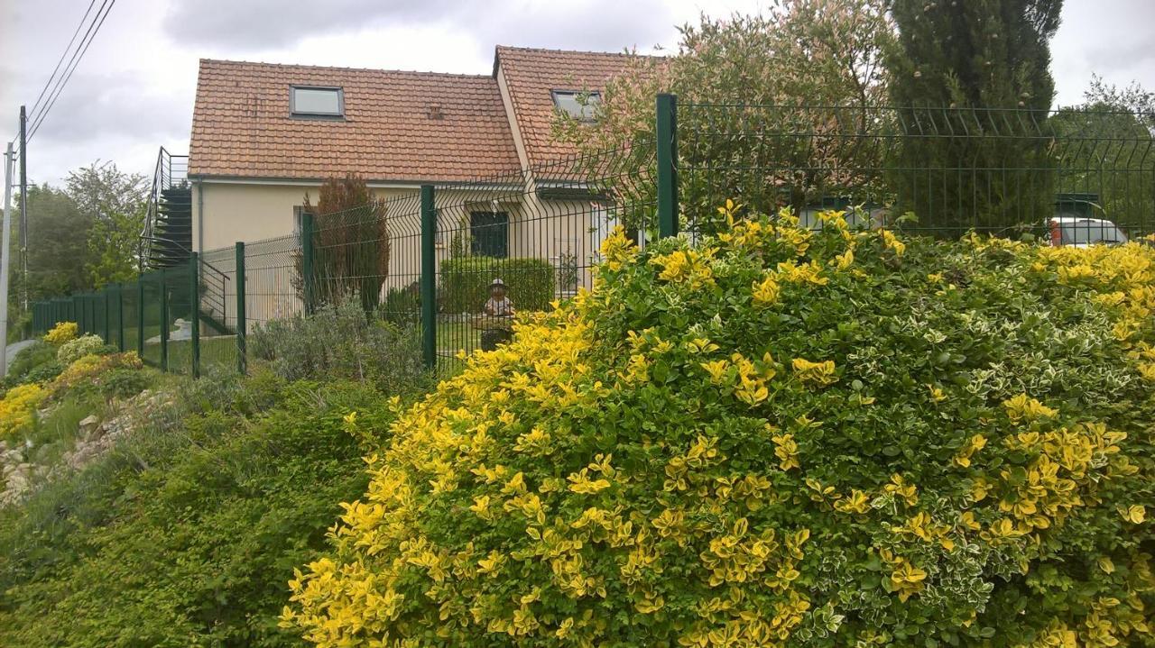 Hébergements indépendants chez l'habitant Saint-Mars-dʼOutillé Buitenkant foto