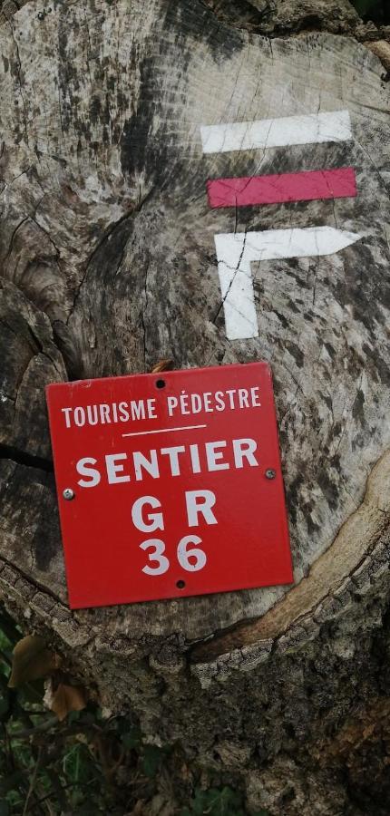 Hébergements indépendants chez l'habitant Saint-Mars-dʼOutillé Buitenkant foto